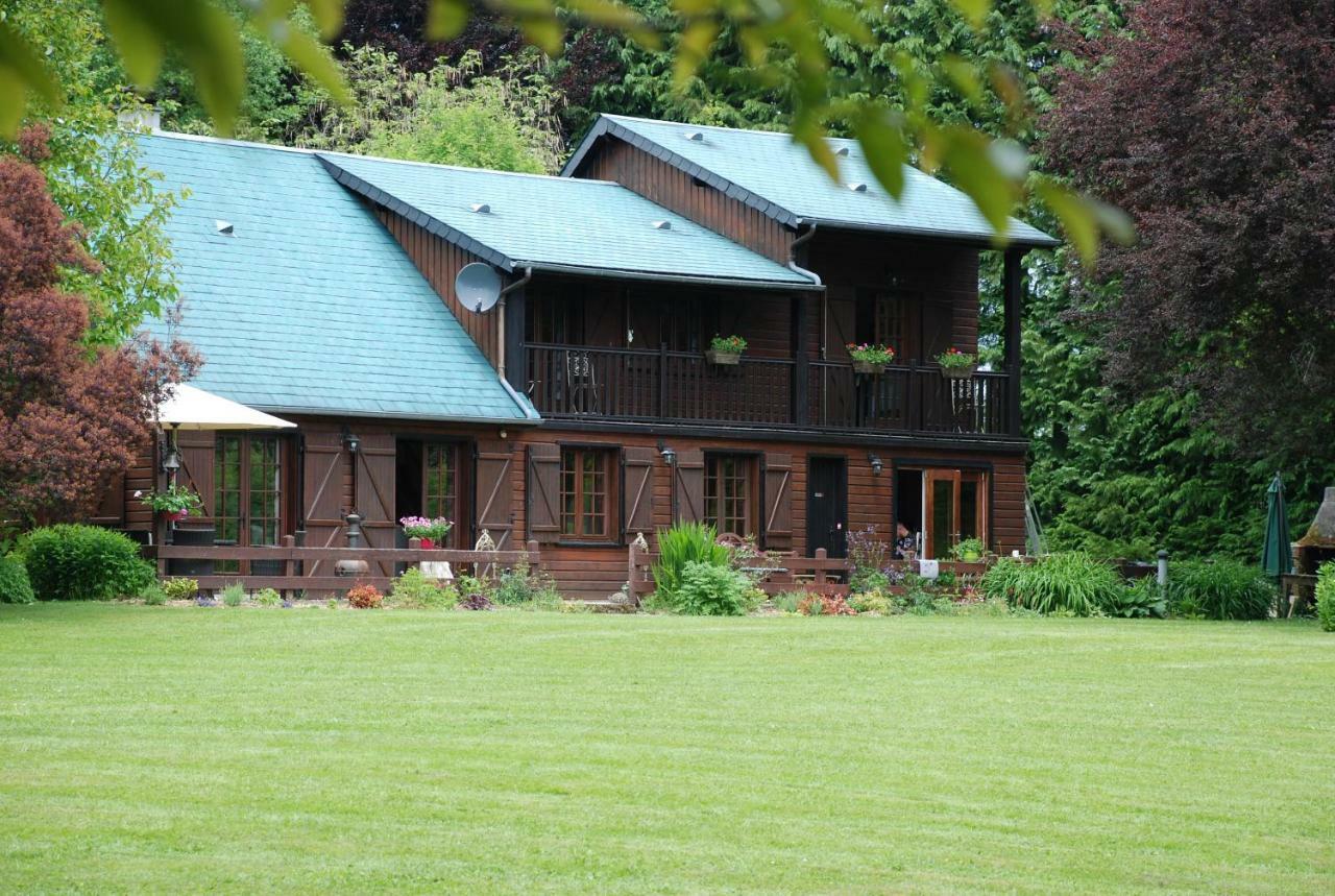 Spruce Lake Sauviat-sur-Vige エクステリア 写真